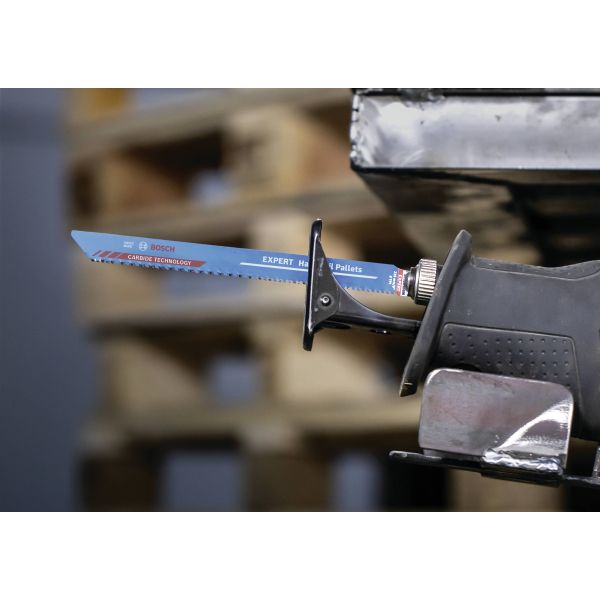 Пиляльне полотно Bosch Hard Nail Pallets S 1122 CHM, 225 мм (2608900387)