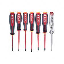 Набір викруток ізольованих VDE MILWAUKEE, (SL2,5/ SL3/ SL4/ SL5.5/ PH1/PH2 / викрутка-тестер) (7шт) (4932478739)