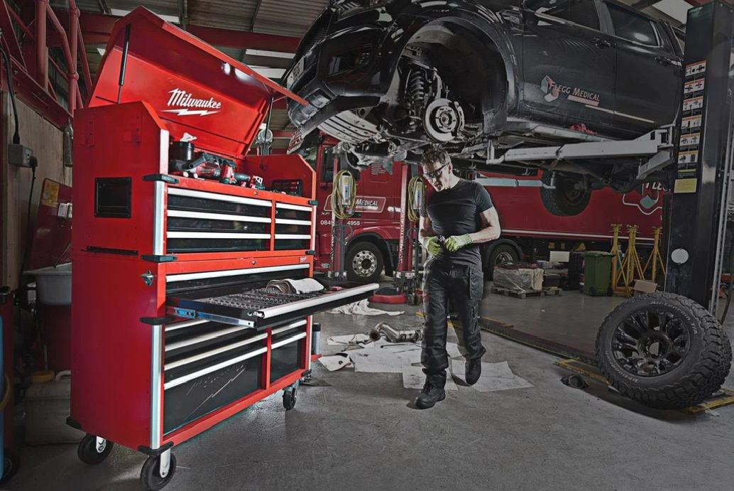 Ящик для інструментів MILWAUKEE STC46-1, 46''/117см, 6 полок (4932478854)