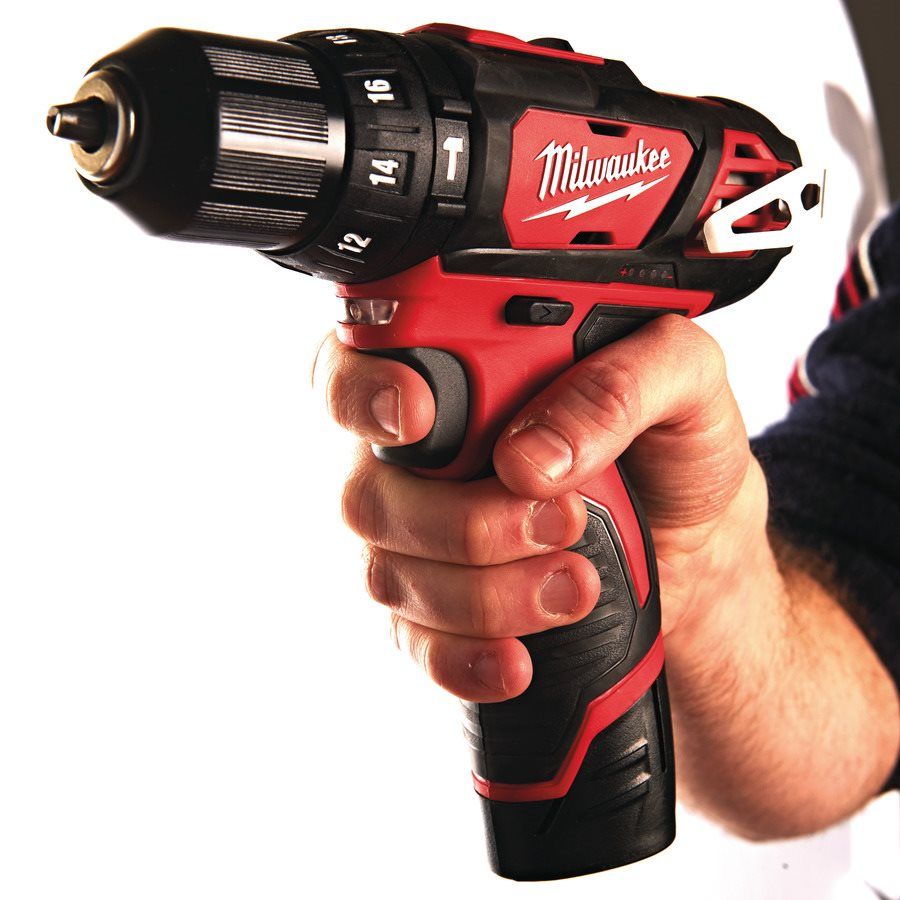 Дрель-шуруповерт ударная Milwaukee M12 BPD-0 без АКБ и ЗУ (4933441950)