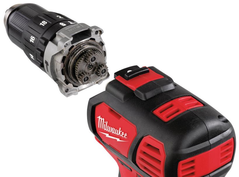Дриль-шуруповерт з ударом акумуляторний MILWAUKEE M18 BPD-0, 50Нм (каркас, картонне пакування) (4933443500)