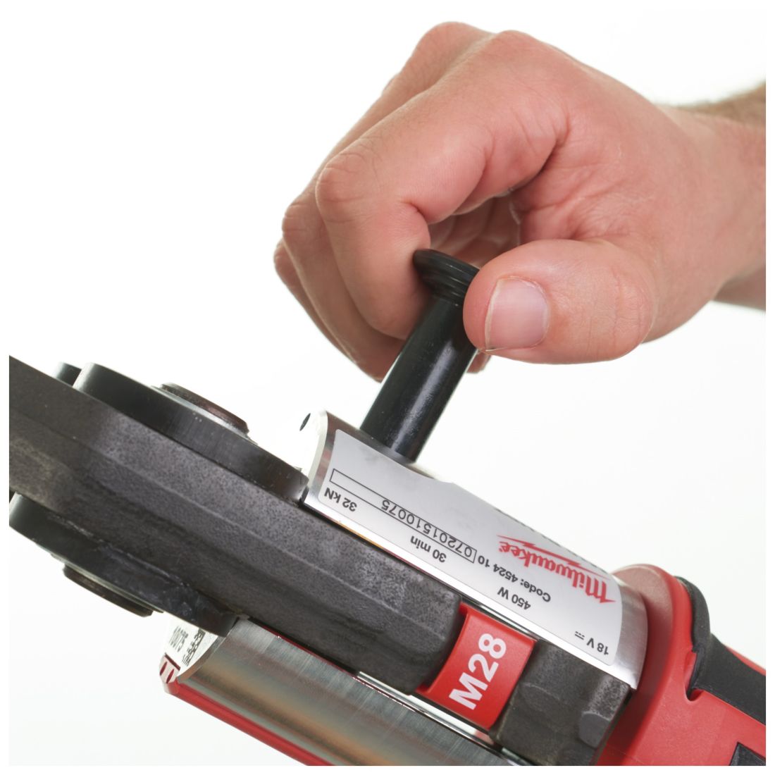Обтискач гідравлічний акумуляторний для труб MILWAUKEE, M18 BLHPT-202C M-SET (зарядний пристрій М12-18 С, 2 акумулятори М18 В2 2 (4933451133)