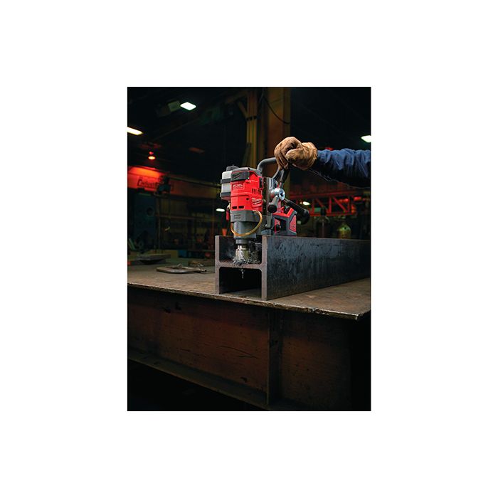Дрель на магнитной станине Milwaukee M18 FMDP-0C (кейс) без АКБ и ЗУ (4933451636)