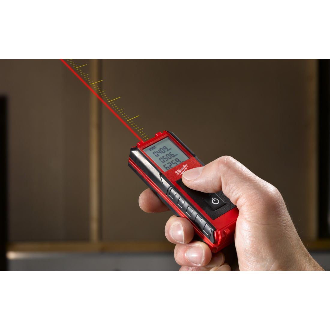 Лазерный дальномер Milwaukee LDM30 (4933459276)