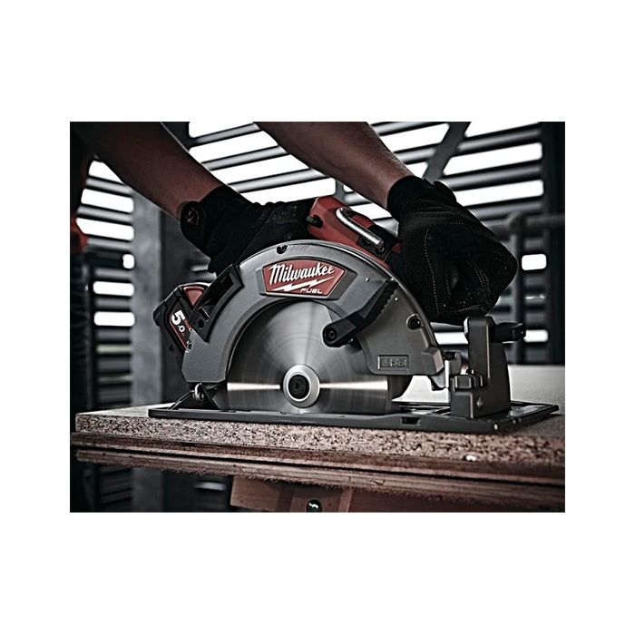 Пила дисковая ручная аккумуляторная Milwaukee M18 CCS66-0X 190мм без АКБ и ЗУ (4933459395)