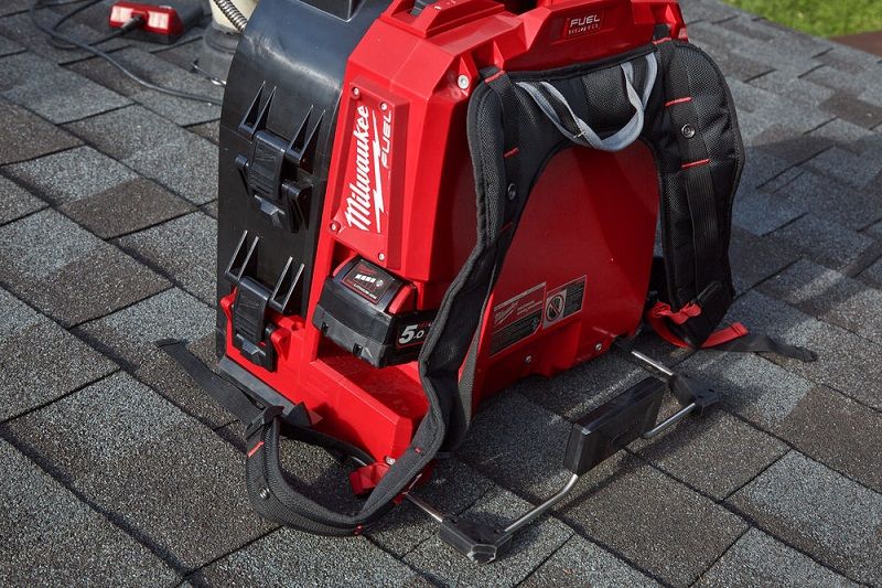 Аккумуляторная ранцевая прочистная машина Milwaukee M18 FUEL FFSDC13-0 (4933459708)