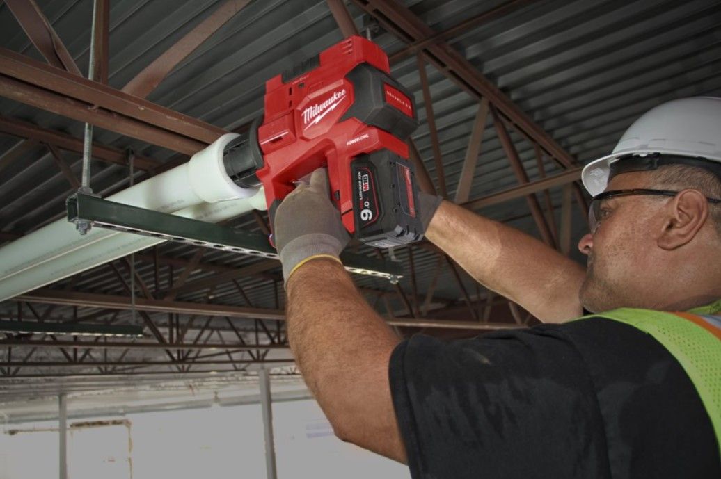Інструмент розширювальний акумуляторний UPONOR Q&E MILWAUKEE, M18 ONEBLPXPL-502C (зарядний пристрій М12-18 С, 2 акумулятори М18 (4933464299)