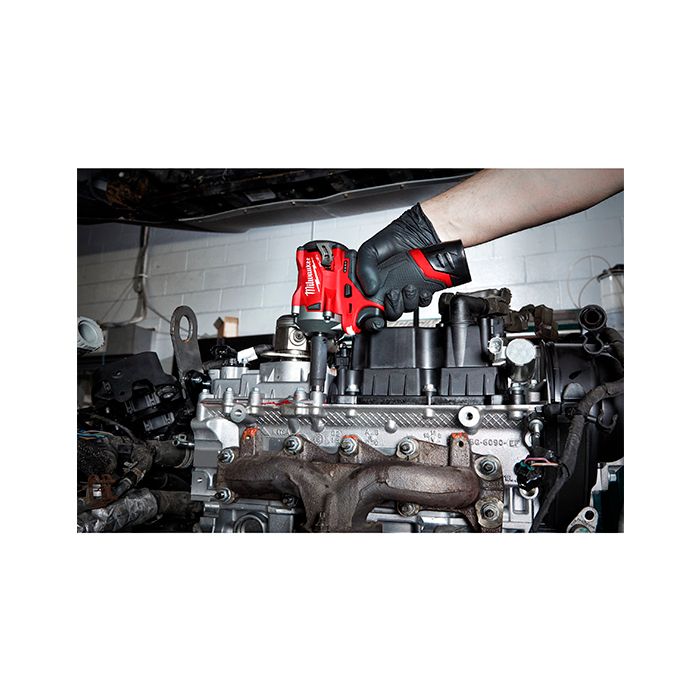 Гайковерт аккумуляторный Milwaukee M12 FIW38-0 без АКБ и ЗУ (4933464612)