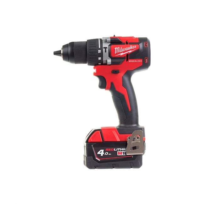 Аккумуляторная ударная дрель-шуруповерт Milwaukee M18 CBLPD-422C (4933472116)