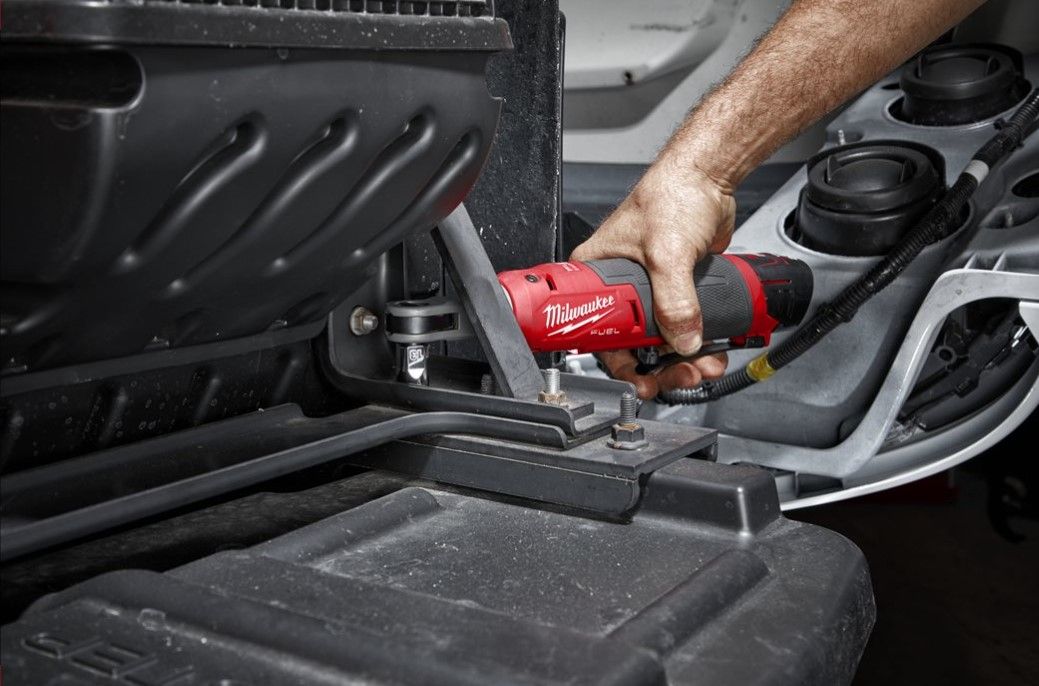 Акумуляторна тріскачка Milwaukee M12 FUEL FHIR38-0 ( 47 Нм) 4933478172 (4933478172)