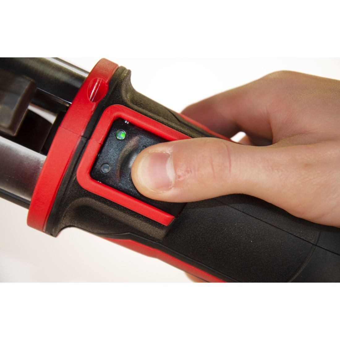Обтискач гідравлічний акумуляторний для труб MILWAUKEE, M18 ONEBLHPT-302C M-SET (зарядний пристрій М12-18 FC, 2 акумулятори М18 (4933478310)