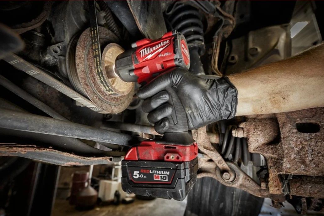 Гайковерт акумуляторний безщітковий 1/2'' MILWAUKEE, M18 FMTIW2P12-0X, 881Нм, с пином (каркас, кліпса для реміня, картонне пакув (4933478452)