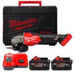 Шліфмашина кутова - болгарка акумуляторна безщіткова MILWAUKEE, M18 FHSAG125XB2-802X, діаметр 125мм (зарядний пристрій M12-18 FC (4933493416)