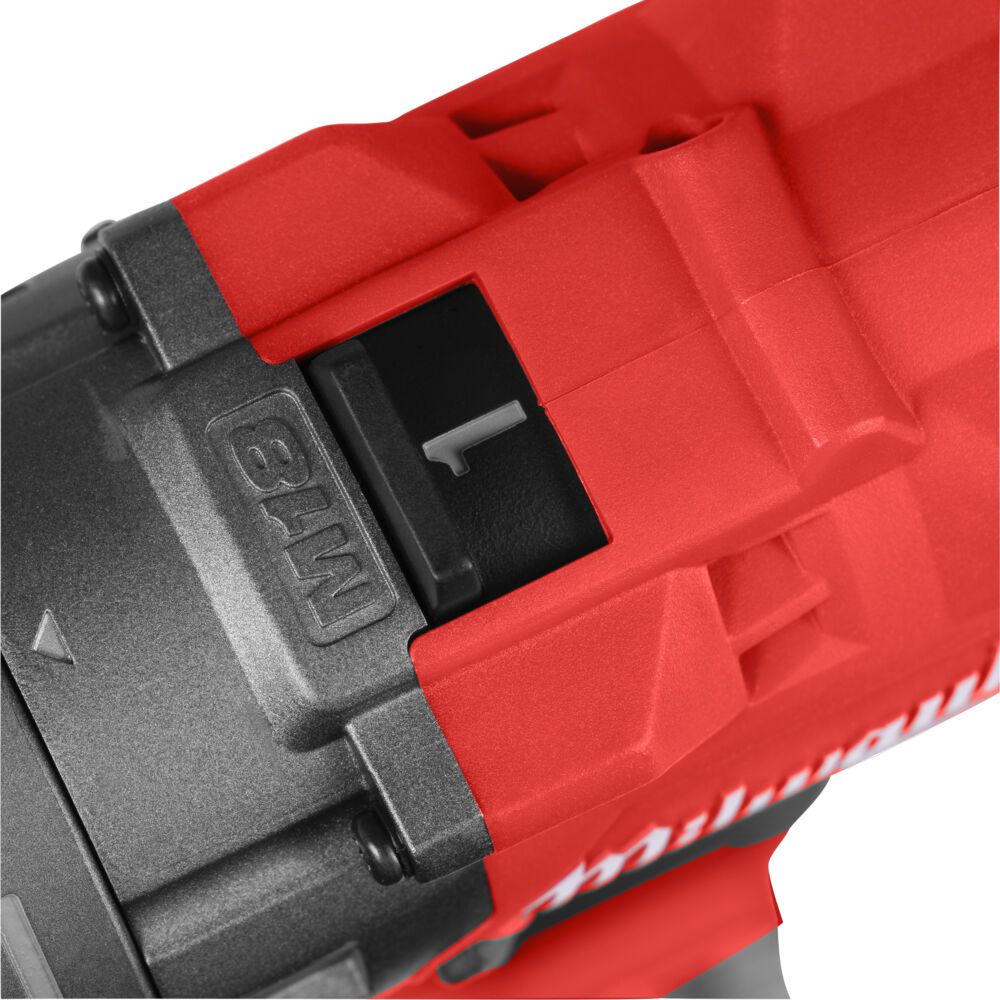 Дриль-шуруповерт акумуляторний безщітковий MILWAUKEE M18 FDD3-0, 158Нм (каркас, кліпса для ременя, бічна рукоять, картонна упако (4933498059)