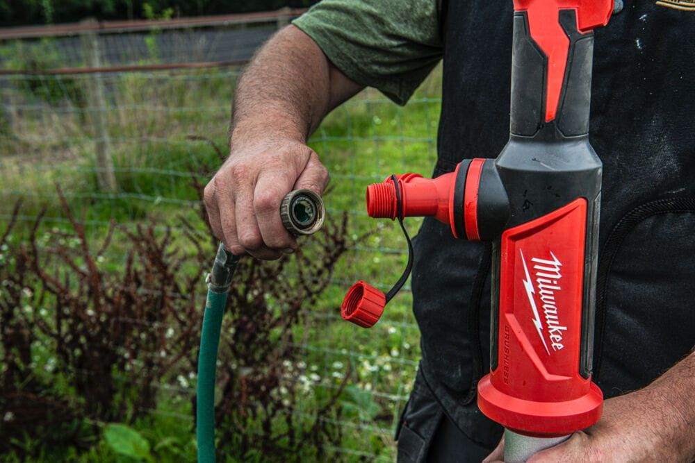 Насос для перекачки води акумуляторний MILWAUKEE, M18 BLSWP-0 (каркас) (4933498559)