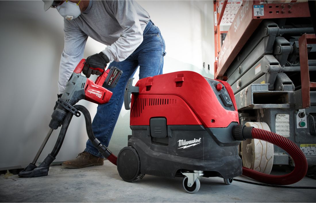 Перфоратор акумуляторний безщітковий SDS-MAX  MILWAUKEE, M18 CHM-121C (зарядний пристрій M12-18 FC, 1  акумулятор FB12 12Аг, кей (4933499271)
