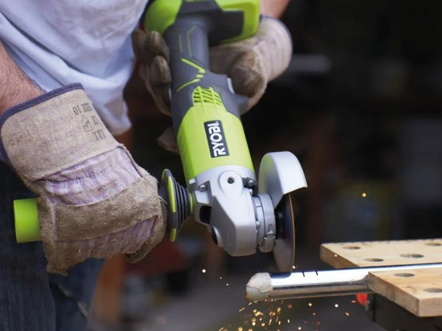 Шліфмашина кутова акумуляторна RYOBI, M18 M18 R18AG-140S, діаметр 115мм (ЗП+1 акум.x 4.0Aг, сумка) (5133004301)