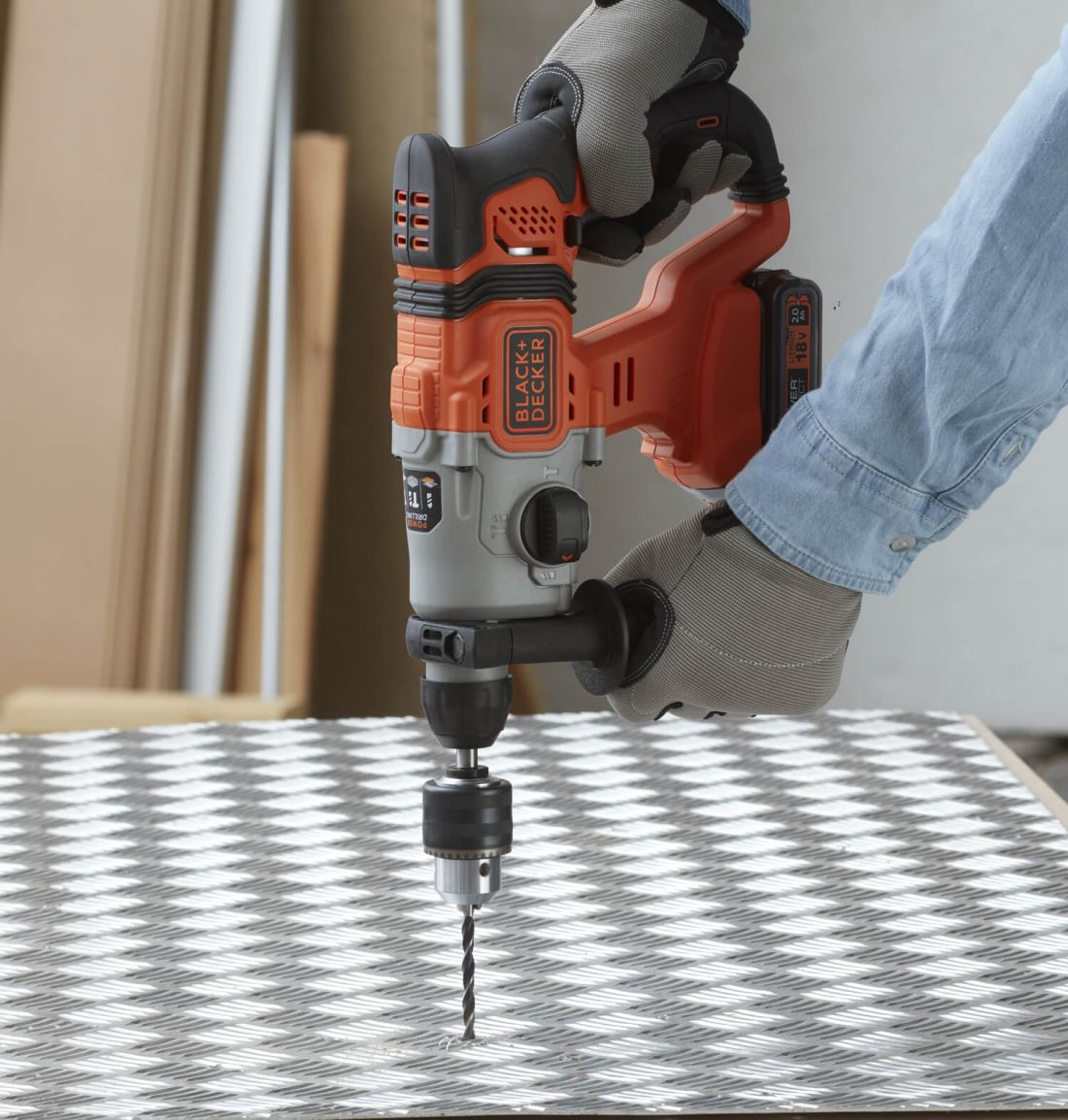 Перфоратор акумуляторний BLACK+DECKER BCD900D1S