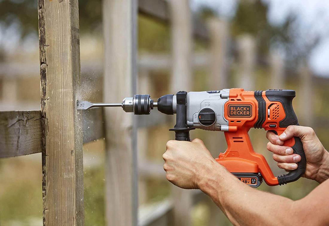 Перфоратор акумуляторний BLACK+DECKER BCD900E2K