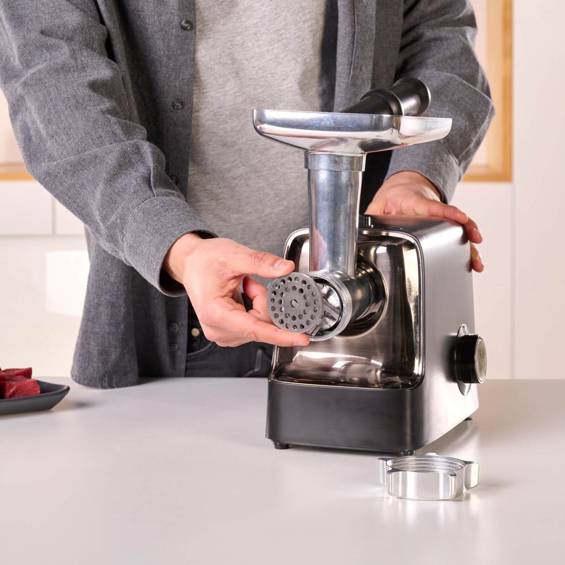 М’ясорубка BLACK+DECKER BXMMA2200E