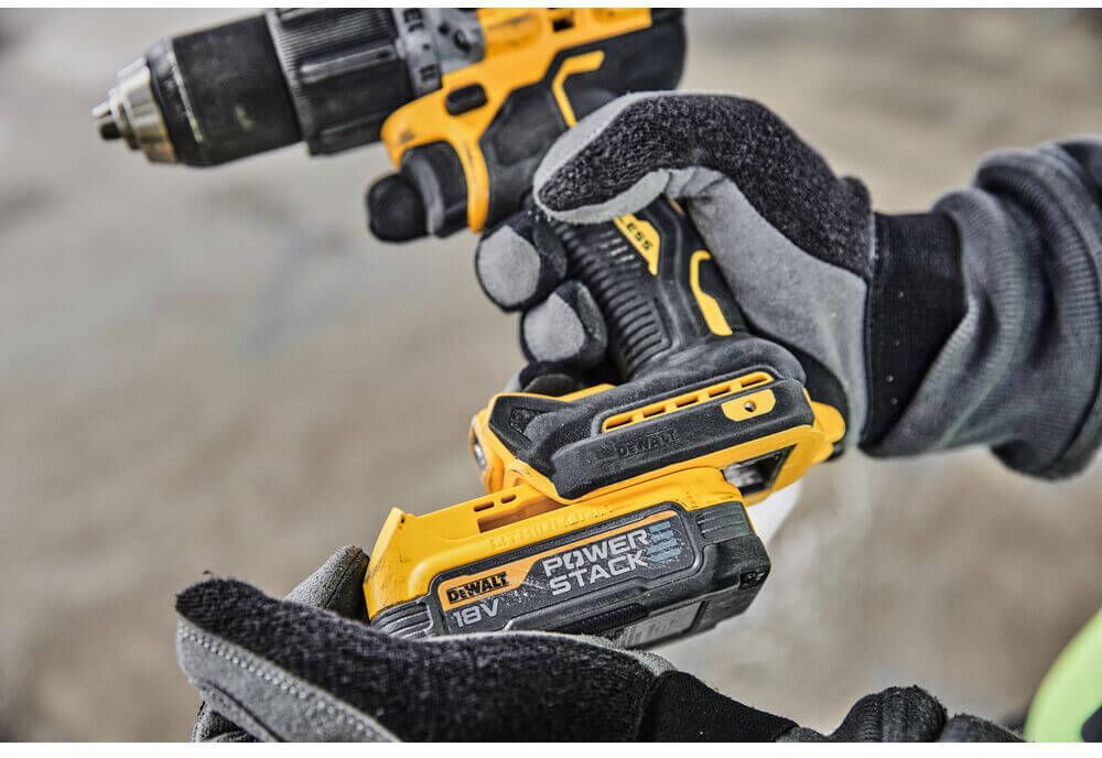 Дриль-шуруповерт акумуляторний безщітковий ударний DeWALT DCD805E2T