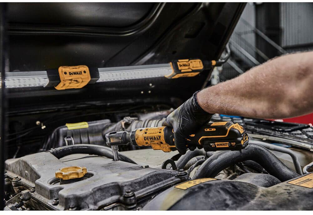 Гайкокрут кутовий - ключ-храповик акумуляторний безщітковий DeWALT DCF503L1G