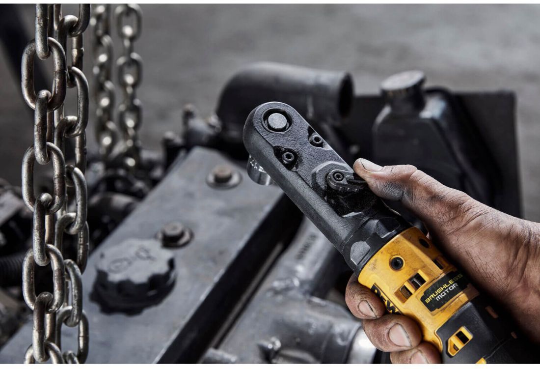 Гайкокрут кутовий - ключ-храповик акумуляторний безщітковий DeWALT DCF510N