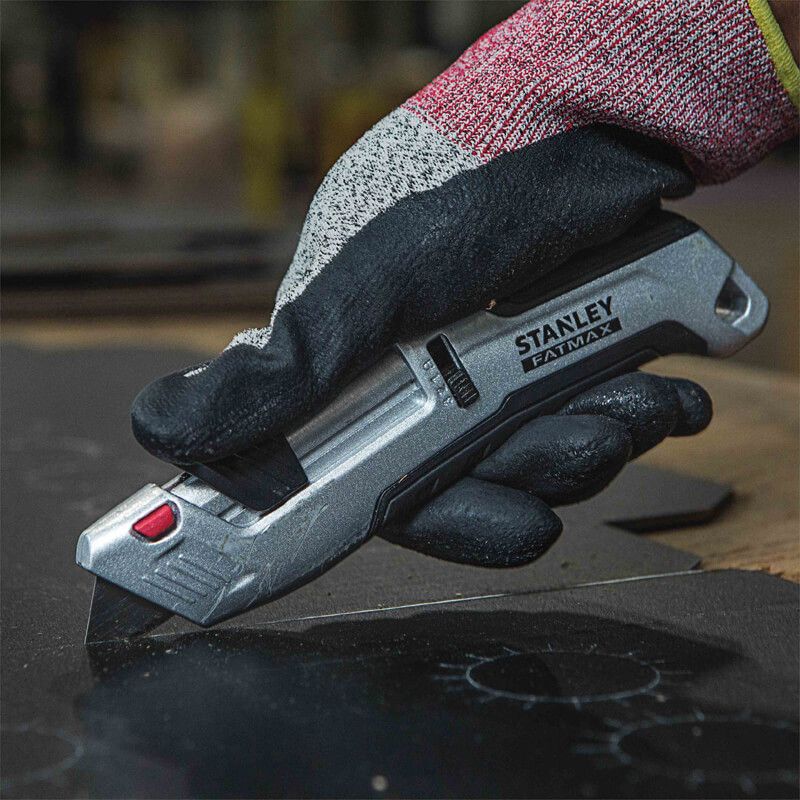 Ніж безпечний з лезом для оздоблювальних робіт STANLEY FMHT10367-0