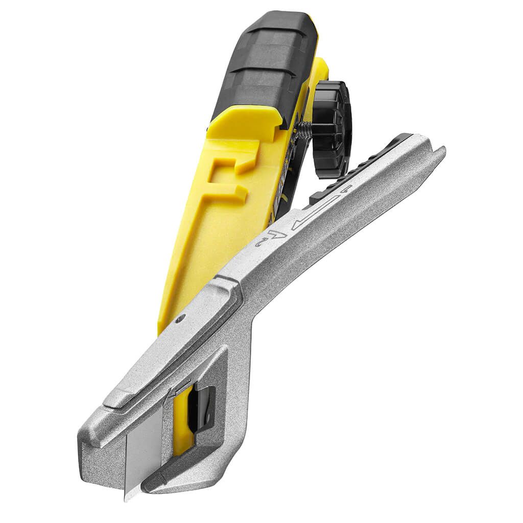 Ніж FatMax Integrated Snap Knife довжиною 165 мм з лезом шириною 18 мм з сегментами, що відламуються STANLEY FMHT10592-0