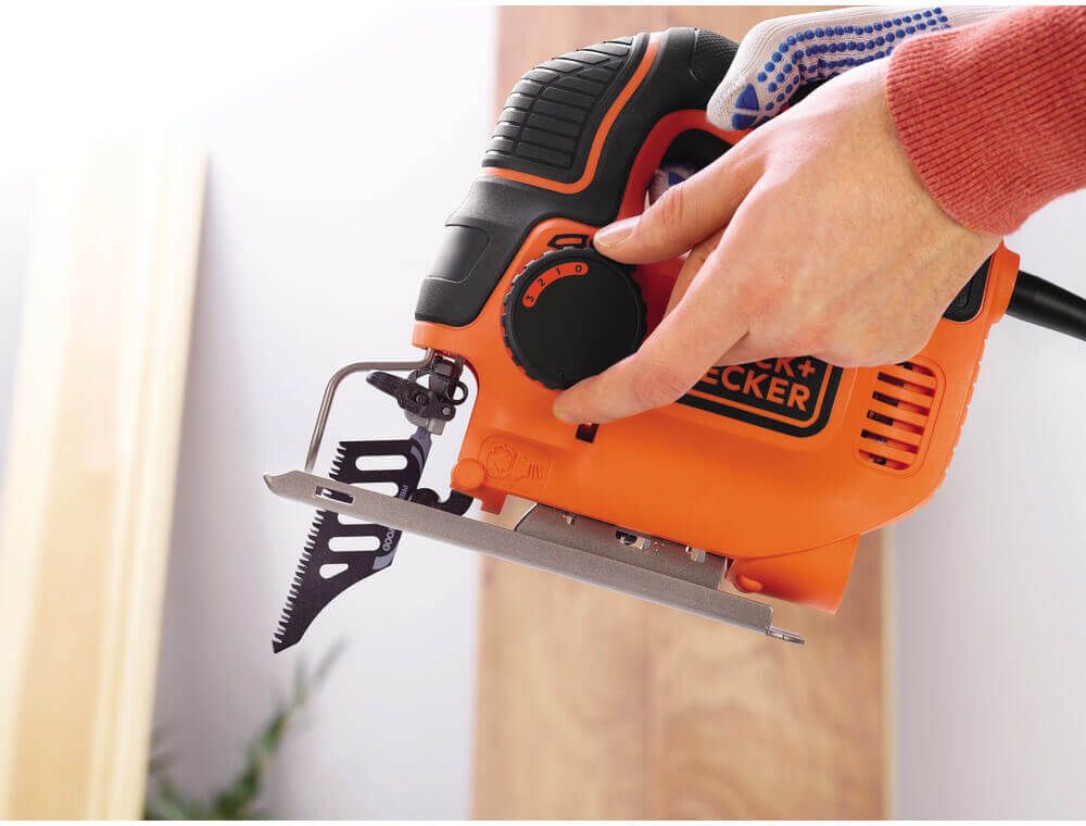 Пила лобзикова мережева BLACK+DECKER KS901PEK