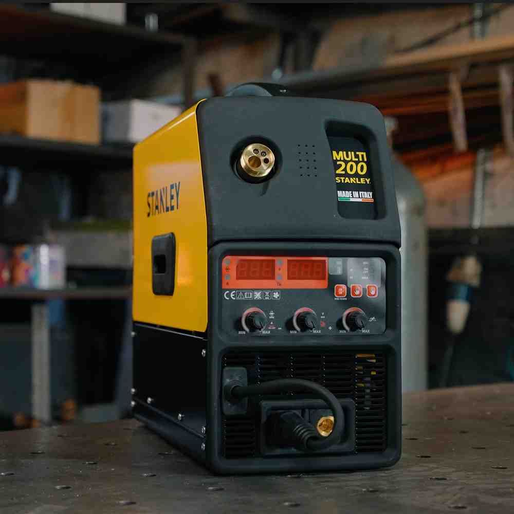 Зварювальний напівавтомат інверторний STANLEY MULTI200