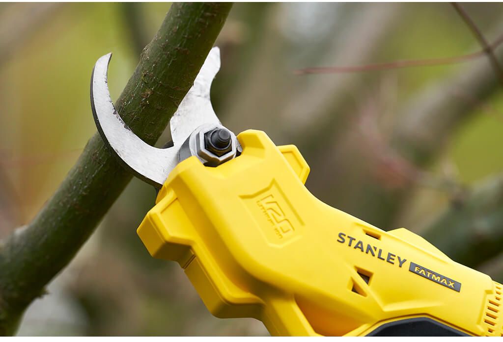 Ножиці садові - секатор акумуляторний STANLEY FATMAX SFMCPP32B