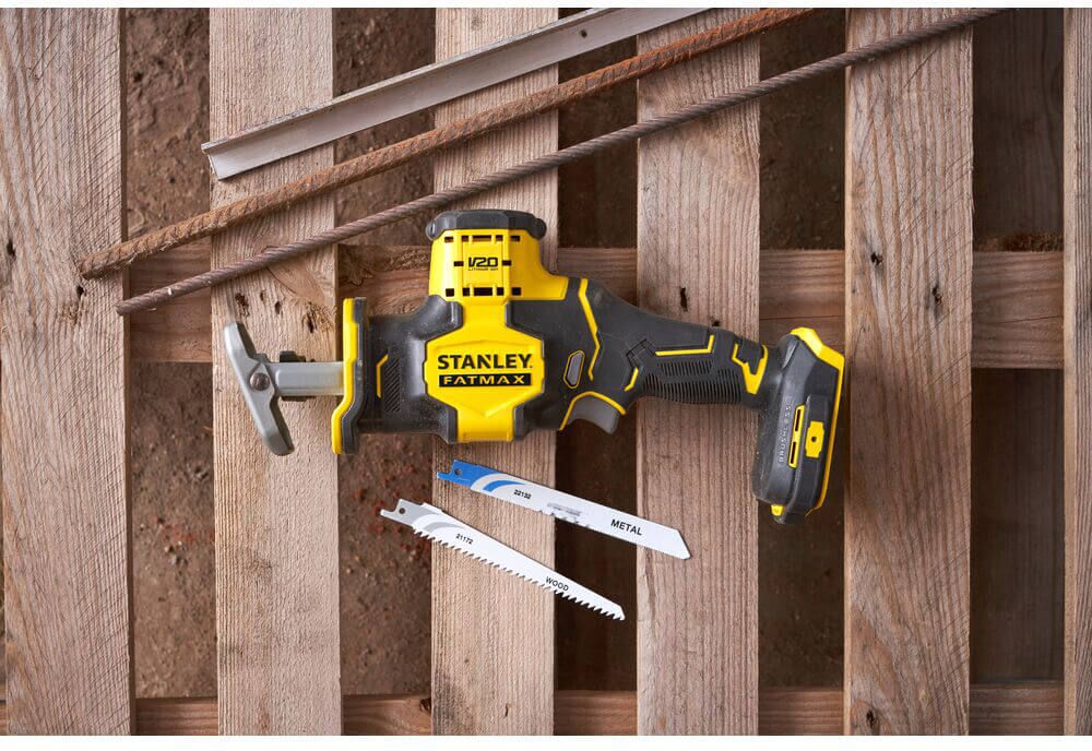 Пила шабельна акумуляторна STANLEY FATMAX SFMCS305B