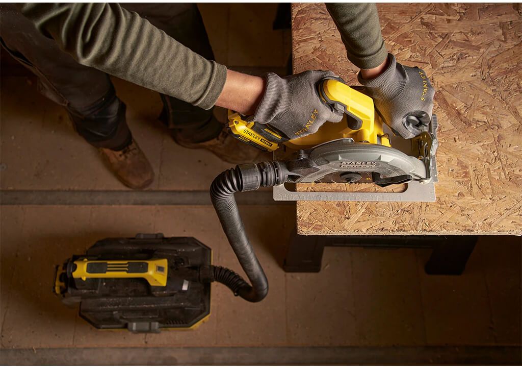 Пила циркулярна акумуляторна STANLEY FATMAX SFMCS550M2K